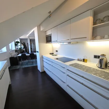 Lux - Loft With View Of The Center Of Prága